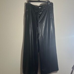 Zara FAUX LEATHER Elastic waist wide leg PANTS black women’s size XL NWOT